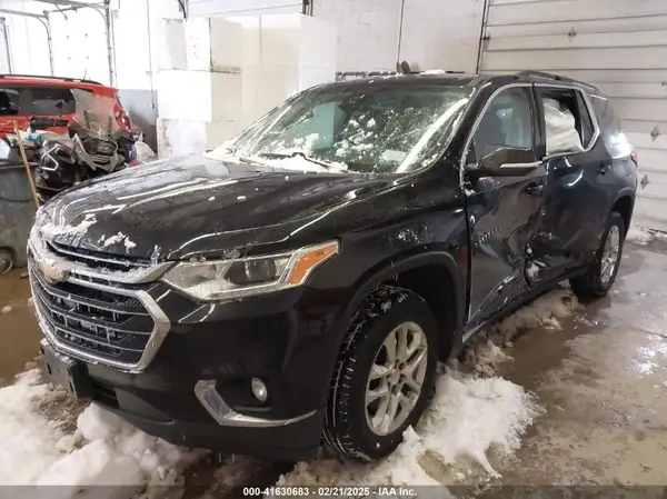 1GNEVGKW9LJ304449 2020 CHEVROLET TRAVERSE - Image 2