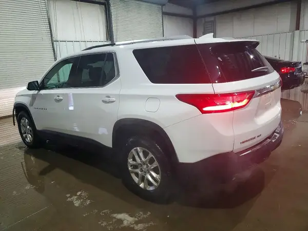 1GNEVGKWXJJ113572 2018 CHEVROLET TRAVERSE - Image 2