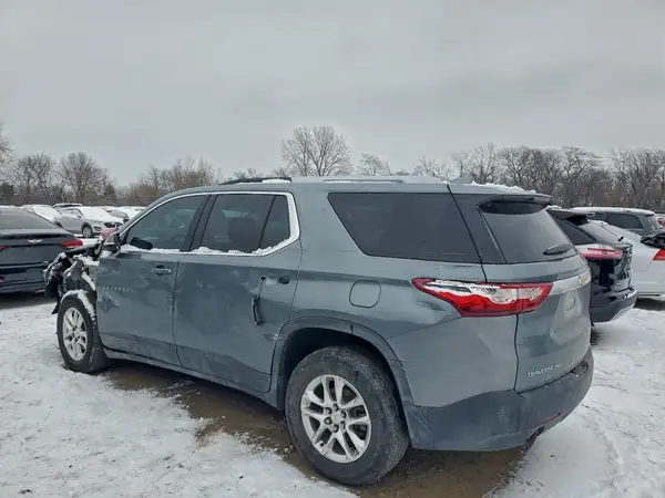1GNEVGKWXJJ126838 2018 CHEVROLET TRAVERSE - Image 2