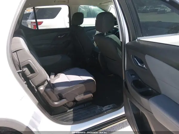 1GNEVGKWXJJ221626 2018 CHEVROLET TRAVERSE - Image 8