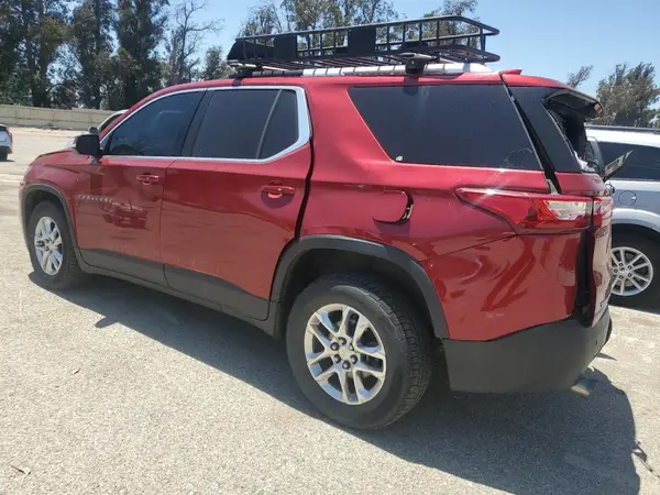 1GNEVGKWXJJ225319 2018 CHEVROLET TRAVERSE - Image 2