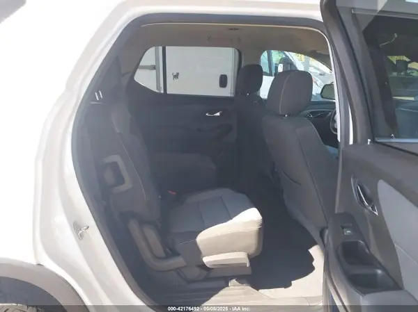 1GNEVGKWXJJ270664 2018 CHEVROLET TRAVERSE - Image 8
