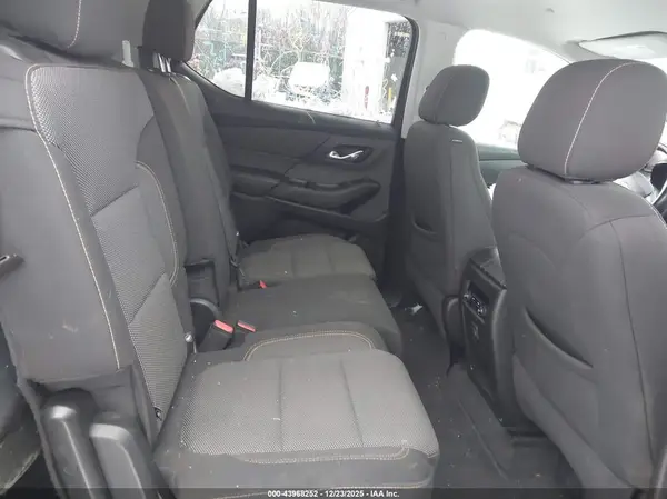1GNEVGKWXKJ103268 2019 CHEVROLET TRAVERSE - Image 8