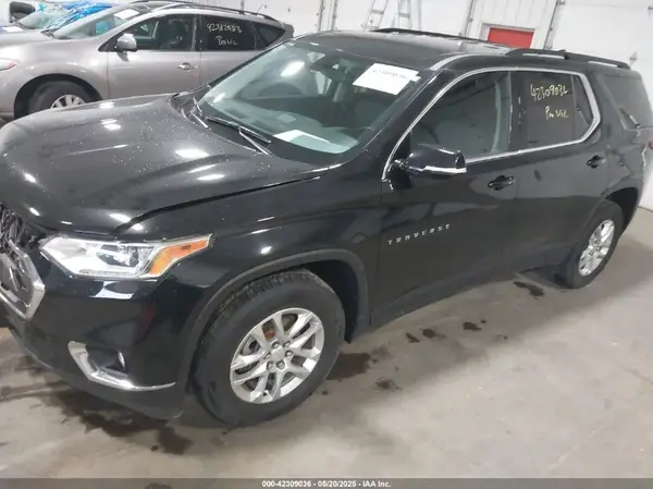 1GNEVGKWXKJ162871 2019 CHEVROLET TRAVERSE - Image 2