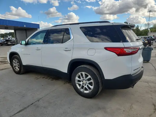 1GNEVGKWXKJ310257 2019 CHEVROLET TRAVERSE - Image 2