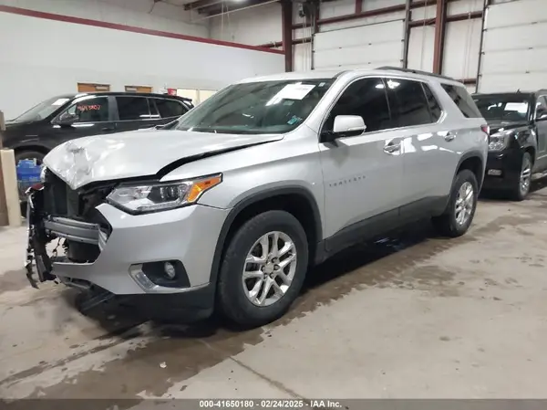 1GNEVGKWXLJ251423 2020 CHEVROLET TRAVERSE - Image 2