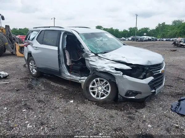 1GNEVGKWXMJ132594 2021 CHEVROLET TRAVERSE - Image 1