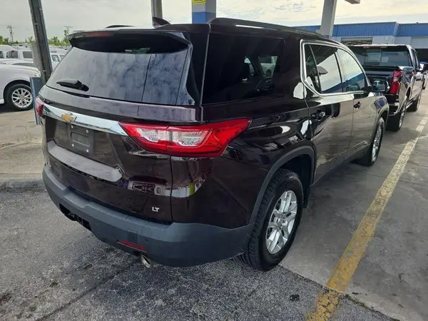 1GNEVGKWXMJ147399 2021 CHEVROLET TRAVERSE - Image 2