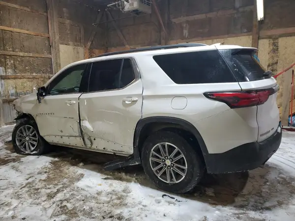1GNEVGKWXNJ108717 2022 CHEVROLET TRAVERSE - Image 2