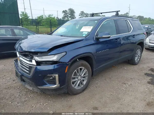1GNEVGKWXPJ132597 2023 CHEVROLET TRAVERSE - Image 2
