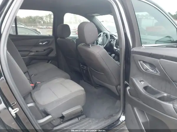 1GNEVGKWXPJ167253 2023 CHEVROLET TRAVERSE - Image 8