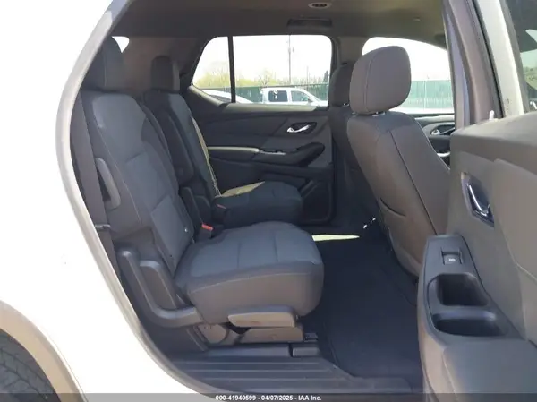 1GNEVGKWXPJ226057 2023 CHEVROLET TRAVERSE - Image 8