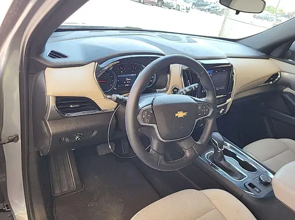 1GNEVGKWXPJ266249 2023 CHEVROLET TRAVERSE - Image 2