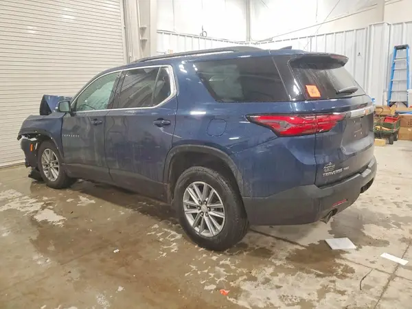 1GNEVGKWXPJ297825 2023 CHEVROLET TRAVERSE - Image 2
