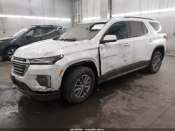 1GNEVGKWXPJ309116 2023 CHEVROLET TRAVERSE - Image 2