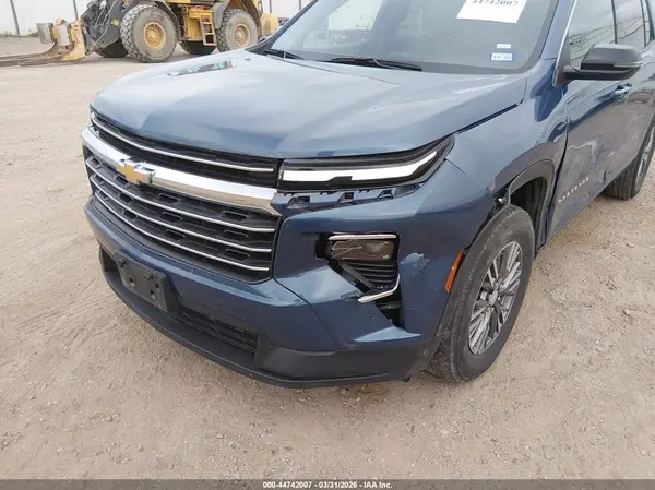 2025 CHEVROLET TRAVERSE auction photo 6