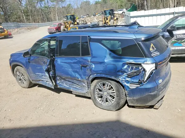 1GNEVGRS0SJ169041 2025 CHEVROLET TRAVERSE - Image 2
