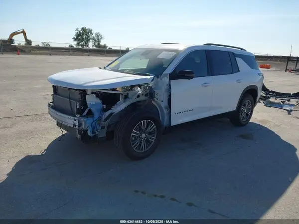 1GNEVGRS0SJ182484 2025 CHEVROLET TRAVERSE - Image 2
