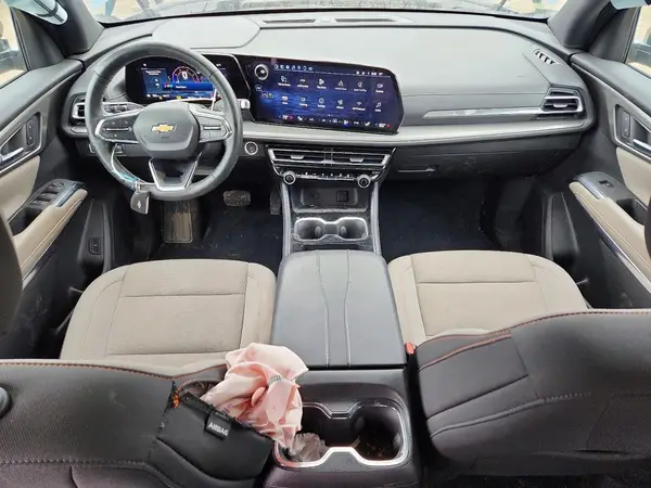 1GNEVGRS0SJ257913 2025 CHEVROLET TRAVERSE - Image 8