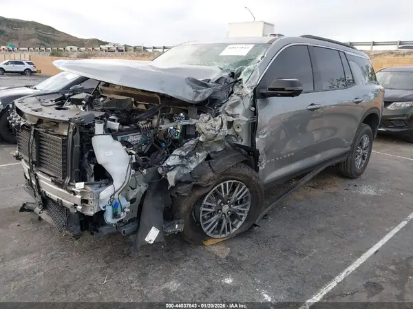 1GNEVGRS1SJ169484 2025 CHEVROLET TRAVERSE - Image 2