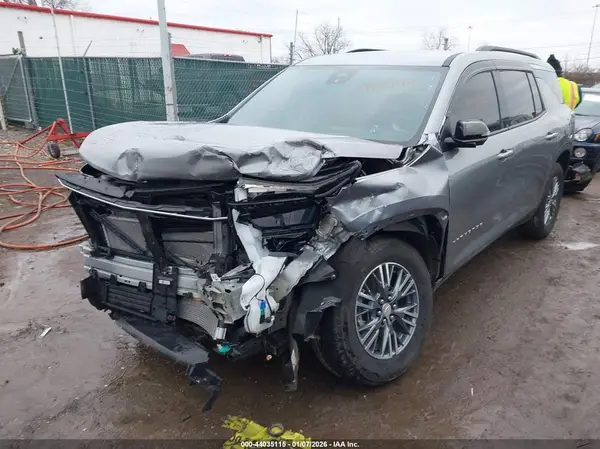 1GNEVGRS1SJ188231 2025 CHEVROLET TRAVERSE - Image 2
