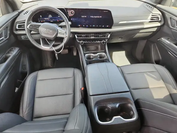 1GNEVGRS2SJ152872 2025 CHEVROLET TRAVERSE - Image 8