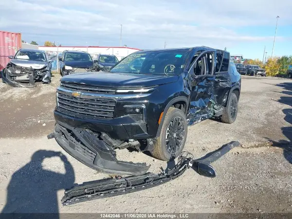 1GNEVGRS3SJ275306 2025 CHEVROLET TRAVERSE - Image 2