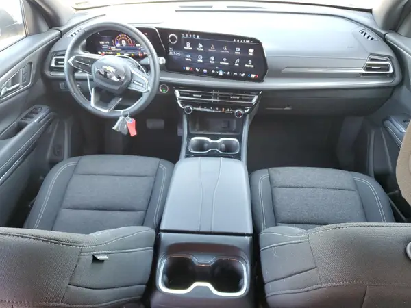 1GNEVGRS5SJ157693 2025 CHEVROLET TRAVERSE - Image 8