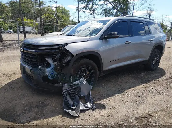 1GNEVGRS5SJ238502 2025 CHEVROLET TRAVERSE - Image 2