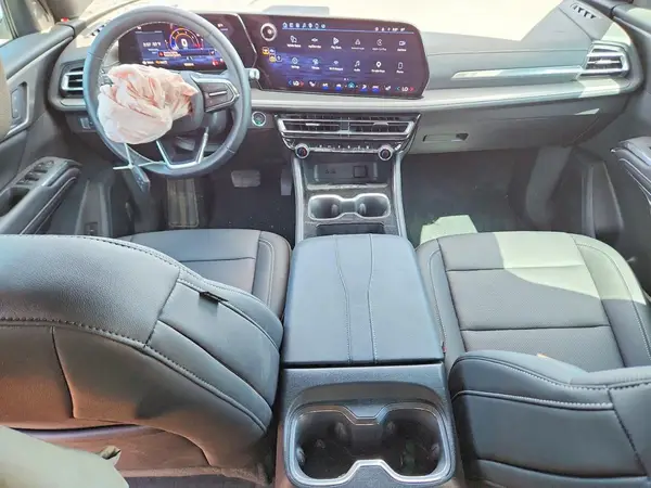 1GNEVGRS5SJ294973 2025 CHEVROLET TRAVERSE - Image 8