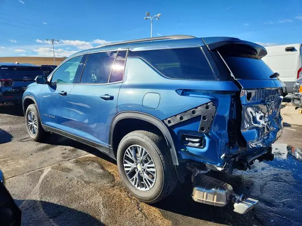 1GNEVGRS8SJ169174 2025 CHEVROLET TRAVERSE - Image 2