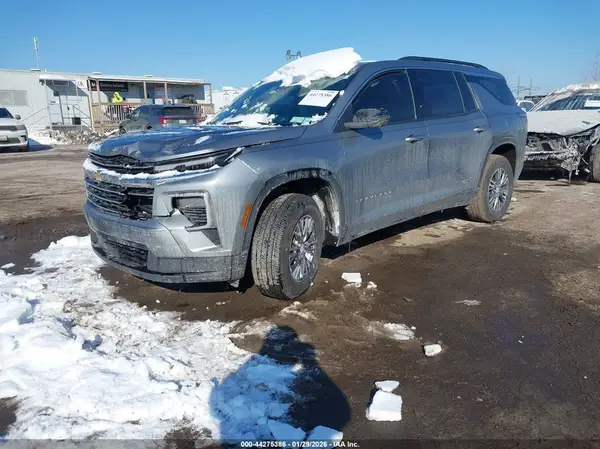 1GNEVGRS8SJ279710 2025 CHEVROLET TRAVERSE - Image 2