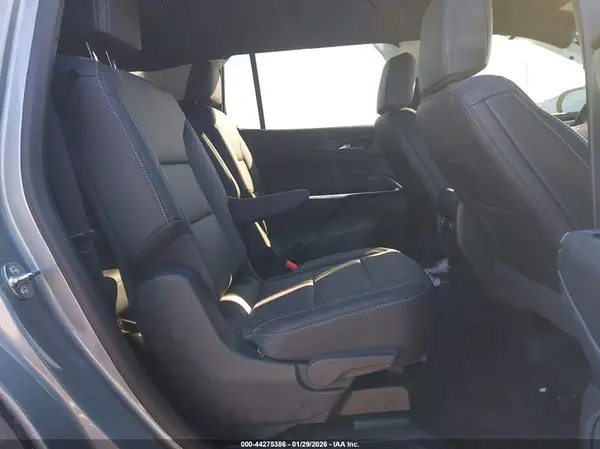 1GNEVGRS8SJ279710 2025 CHEVROLET TRAVERSE - Image 8