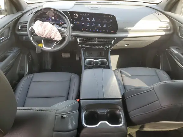 1GNEVGRSXSJ131428 2025 CHEVROLET TRAVERSE - Image 8
