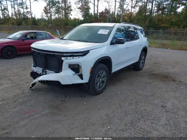 1GNEVGRSXSJ163179 2025 CHEVROLET TRAVERSE - Image 2