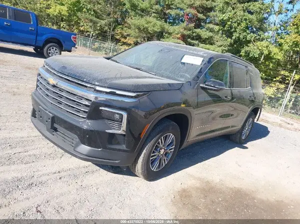 1GNEVGRSXSJ205270 2025 CHEVROLET TRAVERSE - Image 2