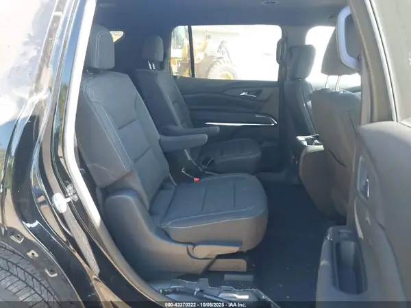 1GNEVGRSXSJ205270 2025 CHEVROLET TRAVERSE - Image 8