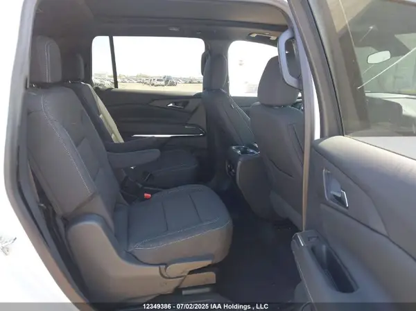 1GNEVGRSXSJ227267 2025 CHEVROLET TRAVERSE - Image 8