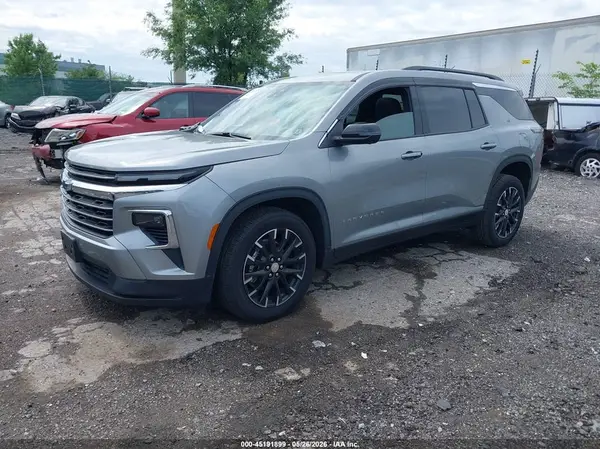 1GNEVGRSXSJ304753 2025 CHEVROLET TRAVERSE - Image 2