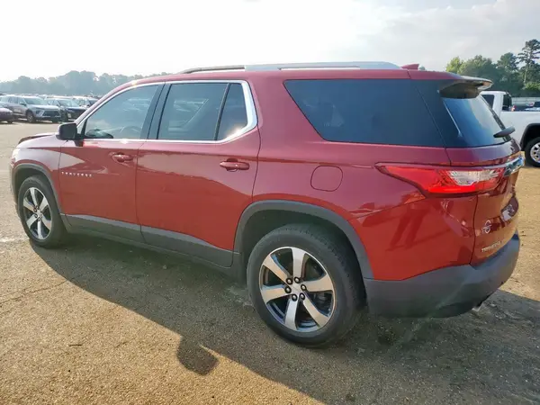1GNEVHKW0JJ123405 2018 CHEVROLET TRAVERSE - Image 2