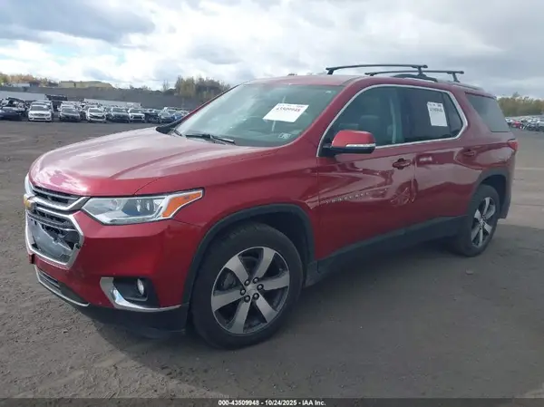 1GNEVHKW0JJ165203 2018 CHEVROLET TRAVERSE - Image 2