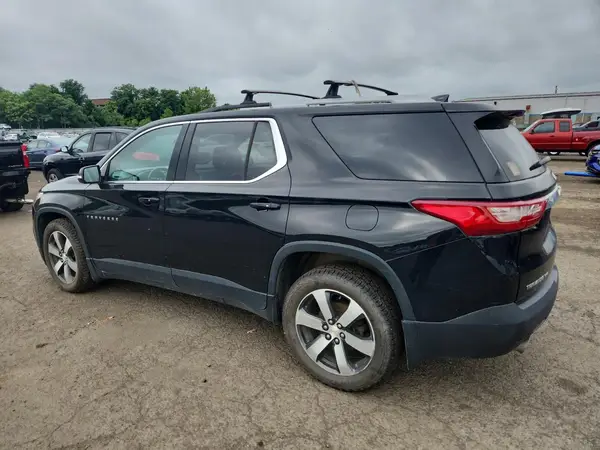 1GNEVHKW0JJ196953 2018 CHEVROLET TRAVERSE - Image 2