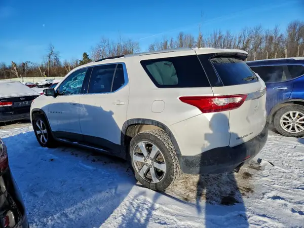 1GNEVHKW0JJ225612 2018 CHEVROLET TRAVERSE - Image 2