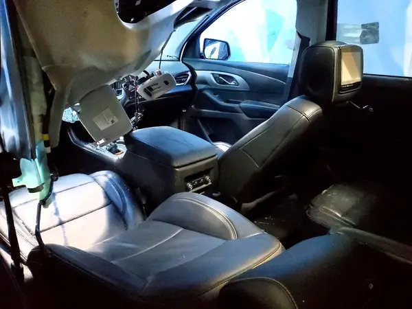1GNEVHKW0JJ232835 2018 CHEVROLET TRAVERSE - Image 8