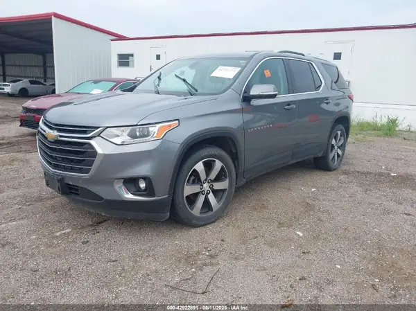 1GNEVHKW0JJ274440 2018 CHEVROLET TRAVERSE - Image 2