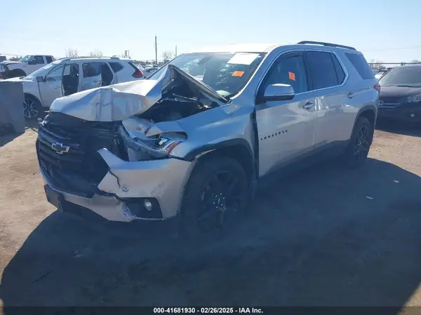 1GNEVHKW0KJ126807 2019 CHEVROLET TRAVERSE - Image 2