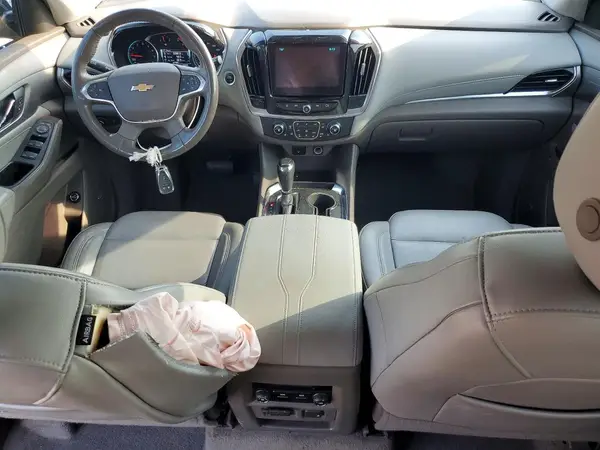 1GNEVHKW0KJ166868 2019 CHEVROLET TRAVERSE - Image 8
