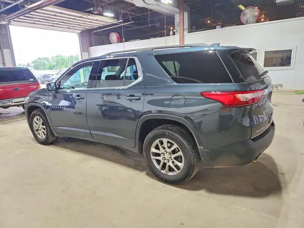 1GNEVHKW0KJ187994 2019 CHEVROLET TRAVERSE - Image 2