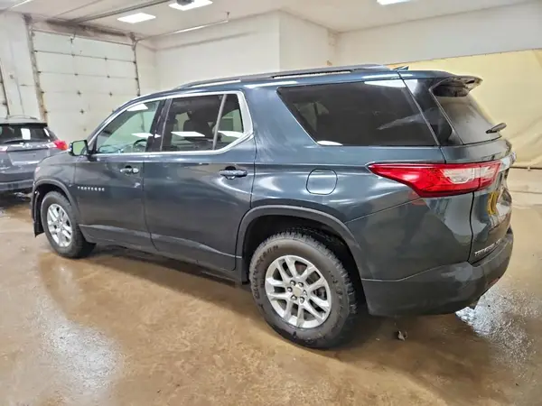 1GNEVHKW0KJ282068 2019 CHEVROLET TRAVERSE - Image 2