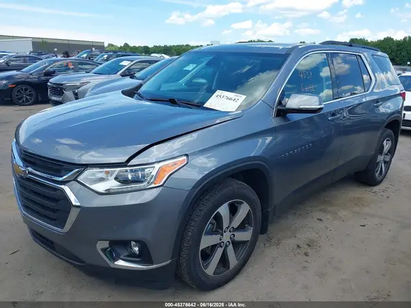 1GNEVHKW0LJ243076 2020 CHEVROLET TRAVERSE - Image 2